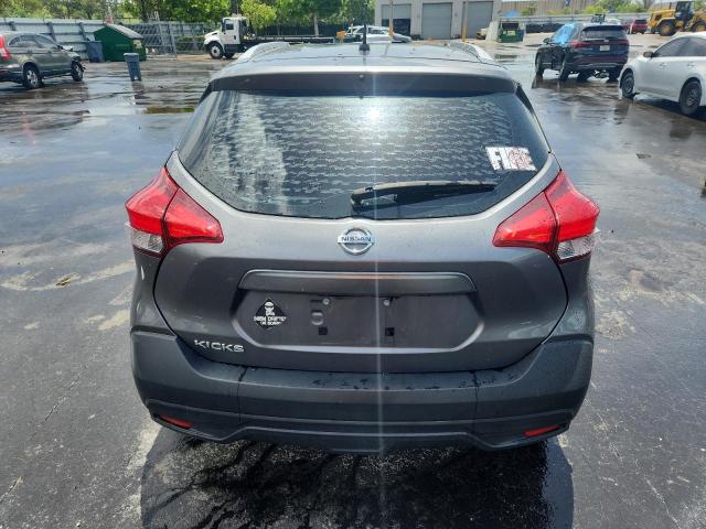  NISSAN KICKS 2018 Gray