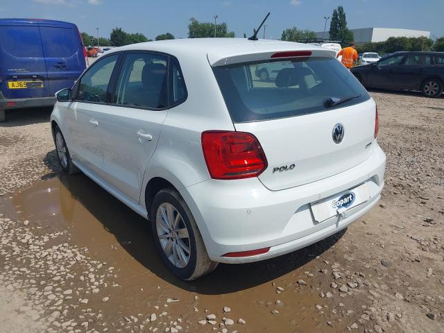 2016 VOLKSWAGEN POLO SE