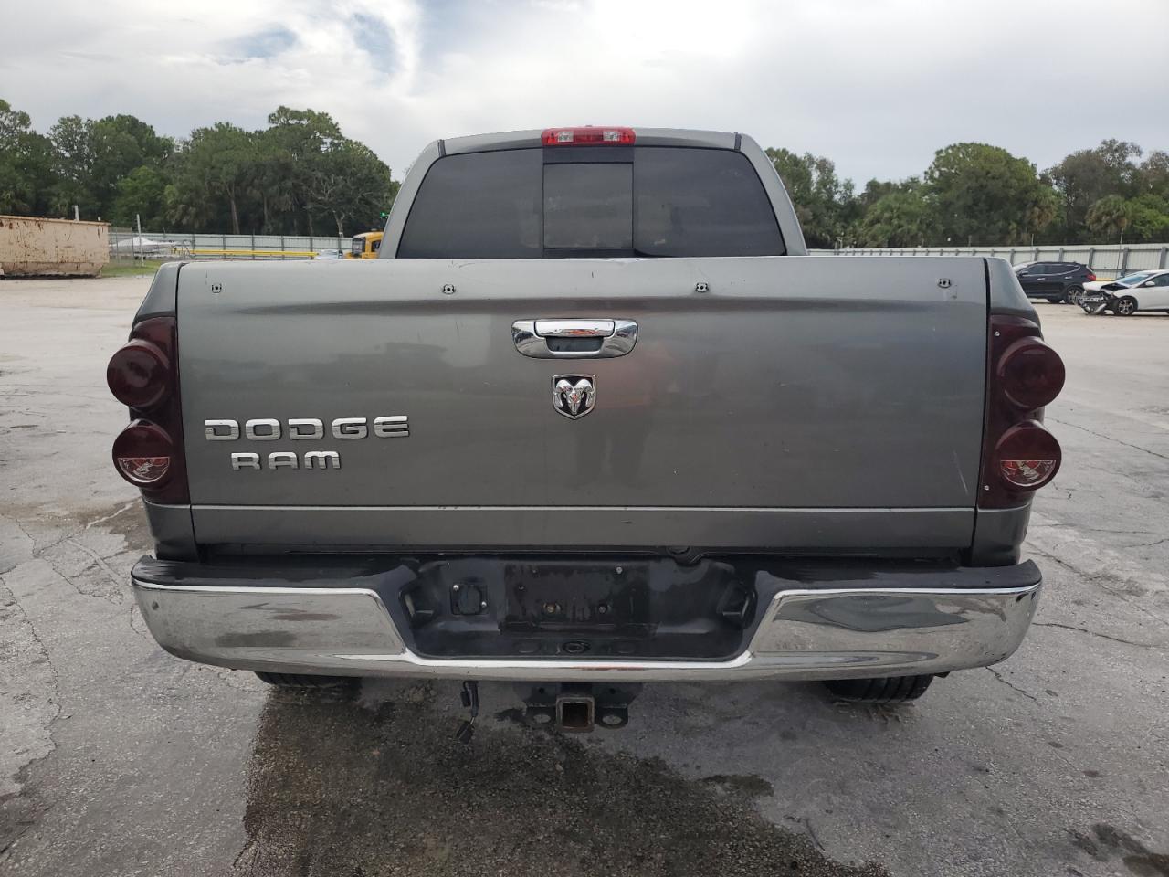 2007 Dodge Ram 1500 St VIN: 1D7HA182X7J588141 Lot: 62749735