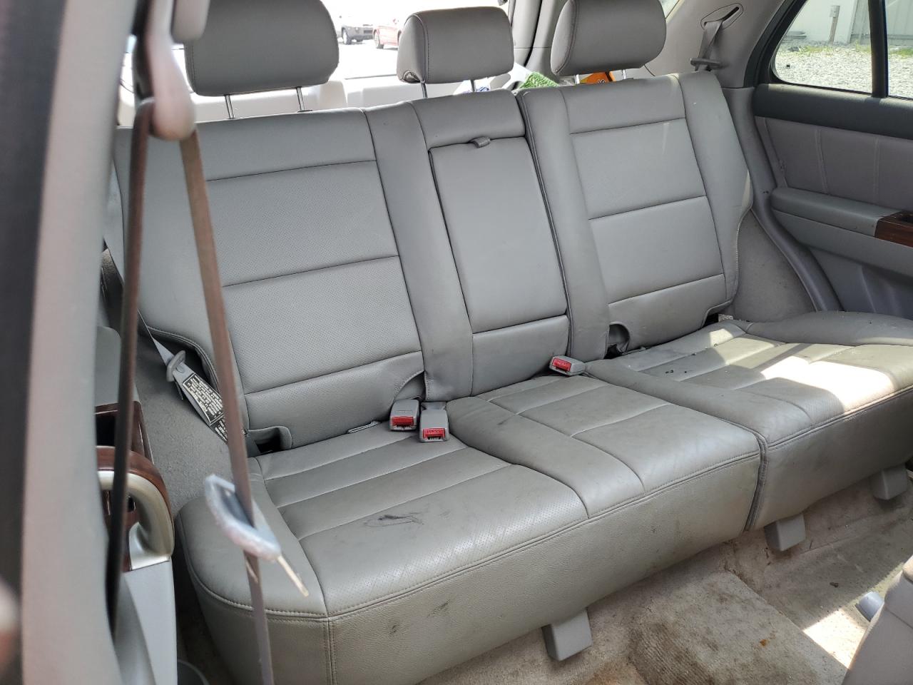 2005 Kia Sorento Ex VIN: KNDJC733555451204 Lot: 60593635