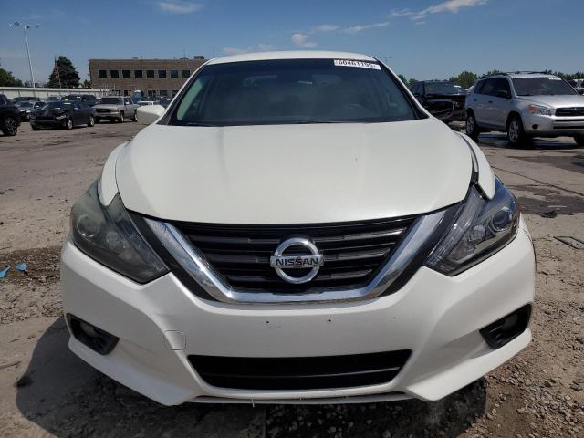  NISSAN ALTIMA 2017 Biały