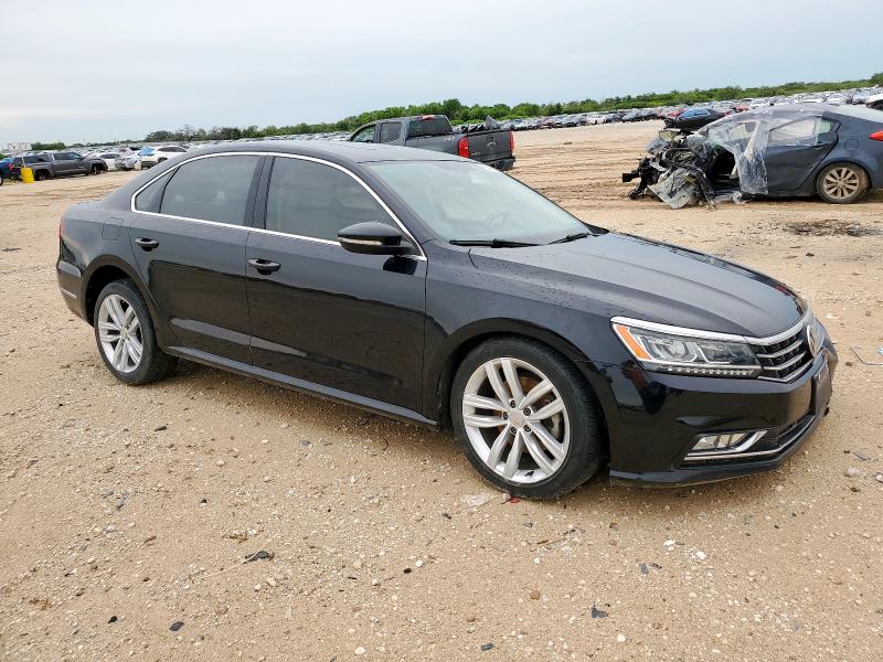  VOLKSWAGEN PASSAT 2017 Black