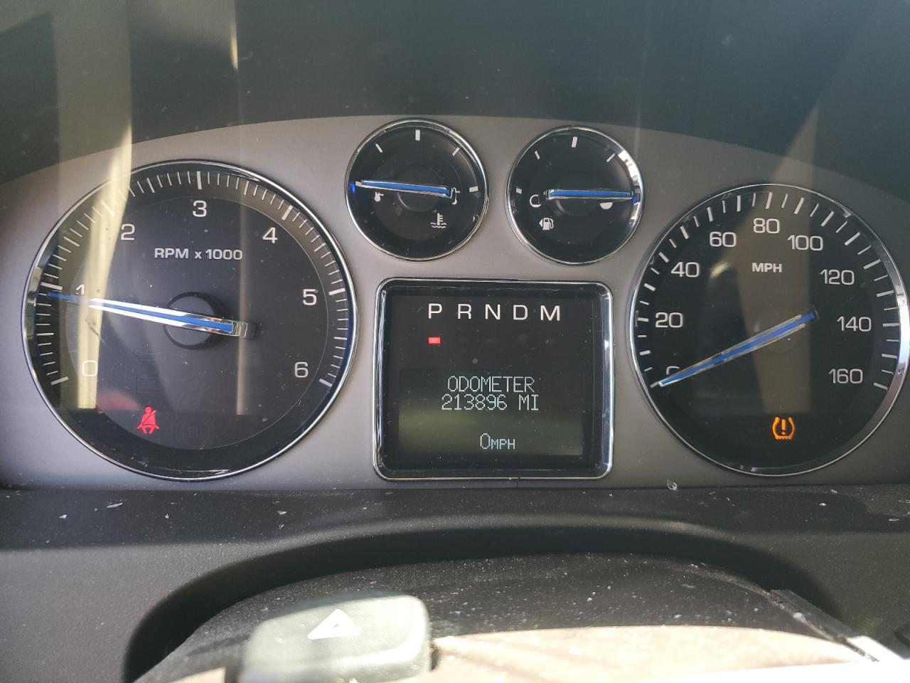 2008 Cadillac Escalade Luxury VIN: 1GYEC63868R140055 Lot: 60736535