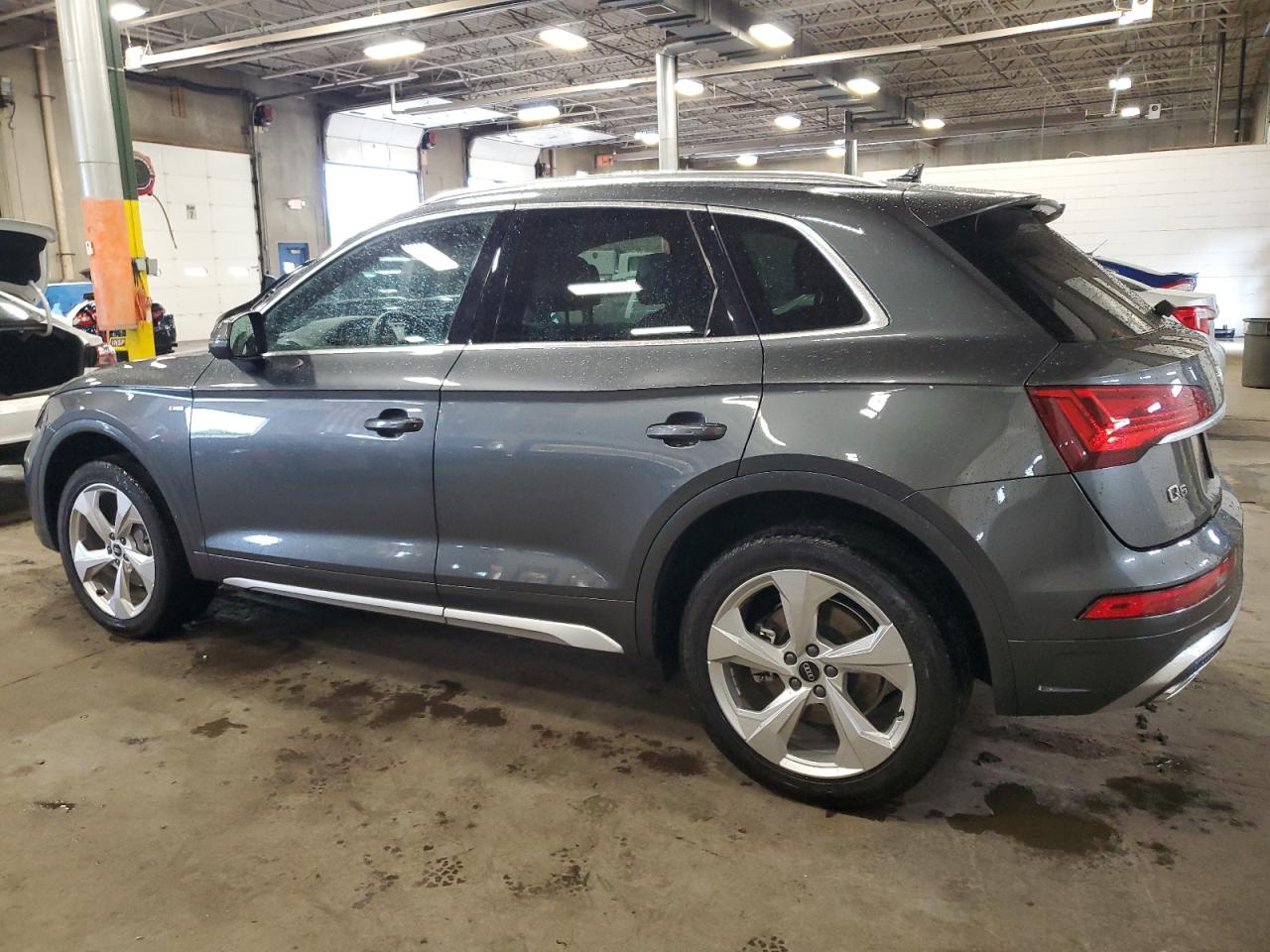 AUDI Q5 2022 VIN WA1EAAFY8N2139126 zdjęcie 2