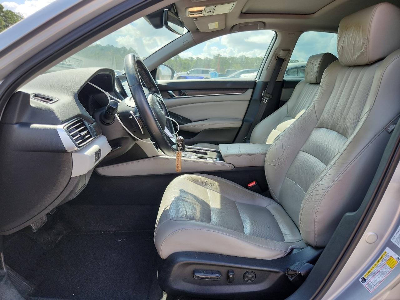 2018 Honda Accord Exl VIN: 1HGCV2F69JA025823 Lot: 62683195
