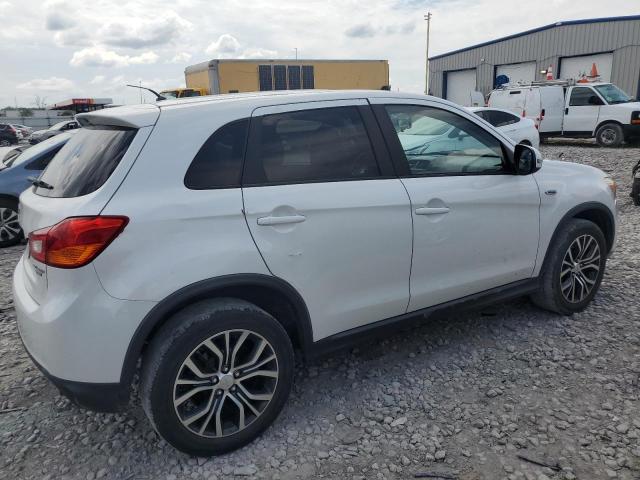 Parquets MITSUBISHI OUTLANDER 2016 White
