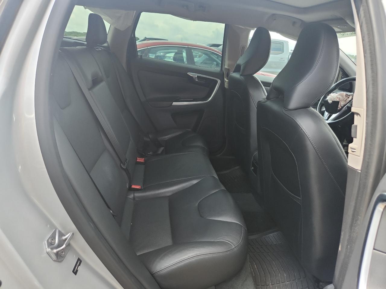 2015 Volvo Xc60 T5 Platinum VIN: YV440MDM7F2669379 Lot: 59976295