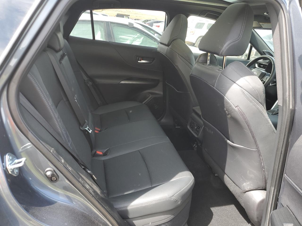2022 Toyota Venza Le VIN: JTEAAAAHXNJ097992 Lot: 59601895