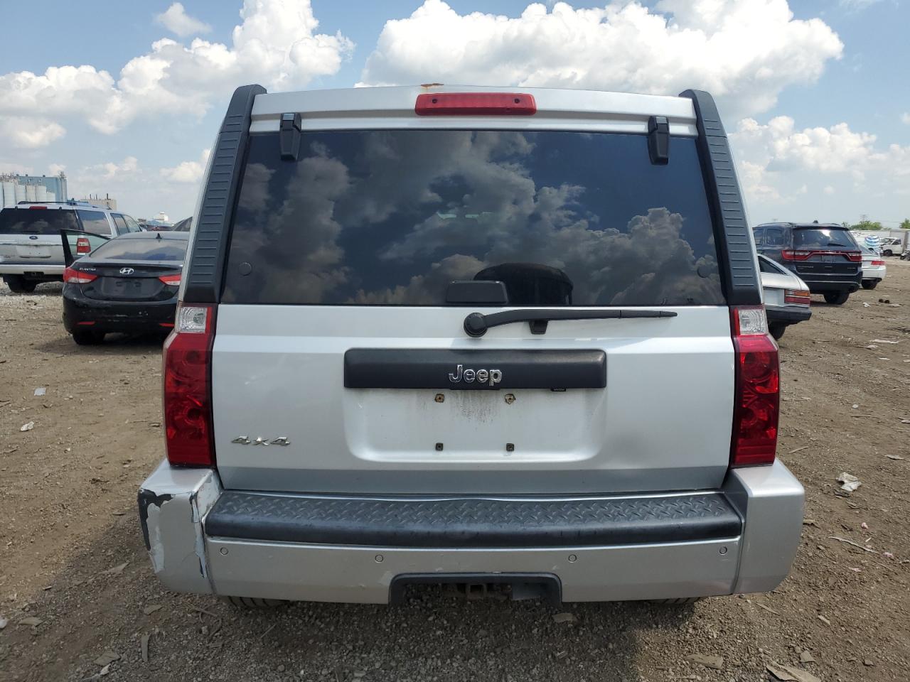 2010 Jeep Commander Sport VIN: 1J4RG4GK3AC113503 Lot: 62321475