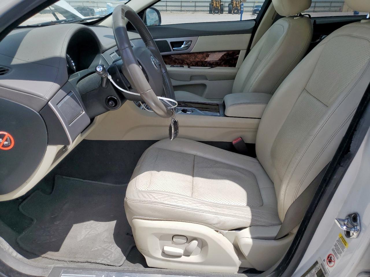 2011 Jaguar Xf Premium VIN: SAJWA0GB6BLR87737 Lot: 63024935