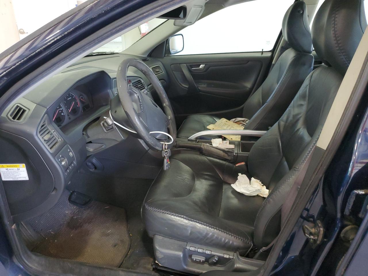 2001 Volvo V70 Xc VIN: YV1SZ58D111037342 Lot: 58832165