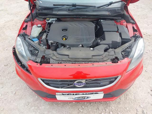 2015 VOLVO V40 R-DESI