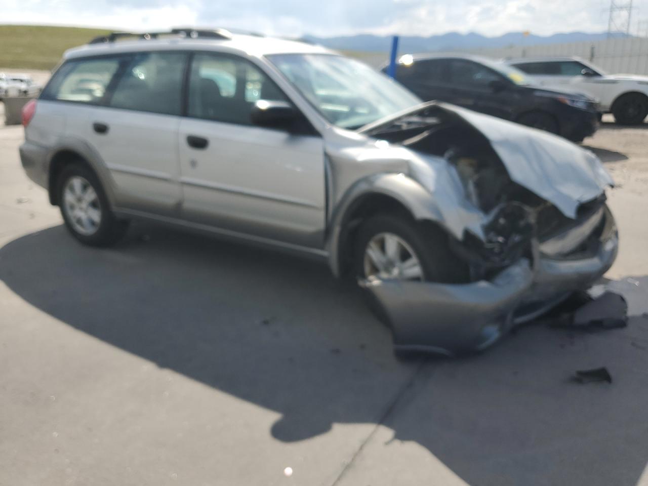 SUBARU LEGACY 2005 VIN 4S4BP61C057357432 фото 4