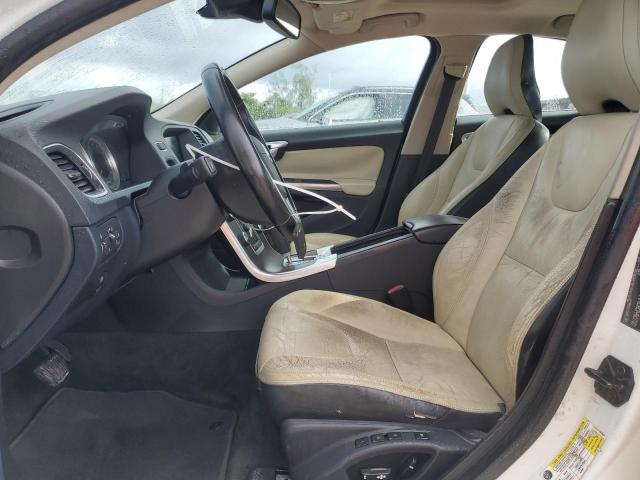 Sedans VOLVO S60 2012 Biały