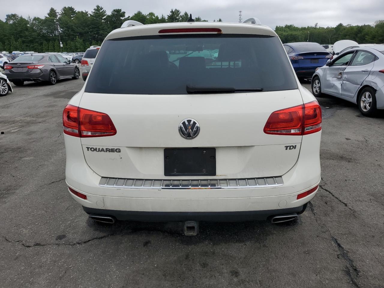 2011 Volkswagen Touareg V6 Tdi VIN: WVGFK9BP6BD001695 Lot: 60738065