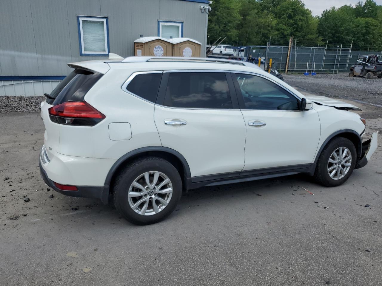 KNMAT2MTXHP603973 NISSAN ROGUE 2017