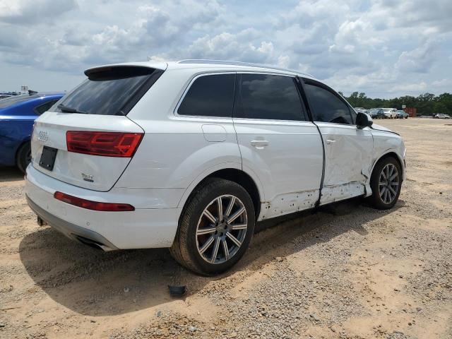 Parquets AUDI Q7 2017 White