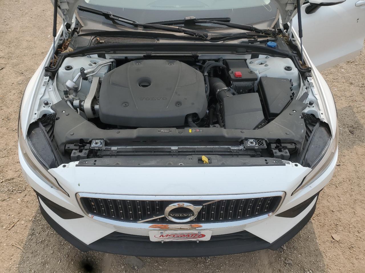2021 Volvo V60 Cross Country T5 Momentum VIN: YV4102WK7M1068799 Lot: 60121295