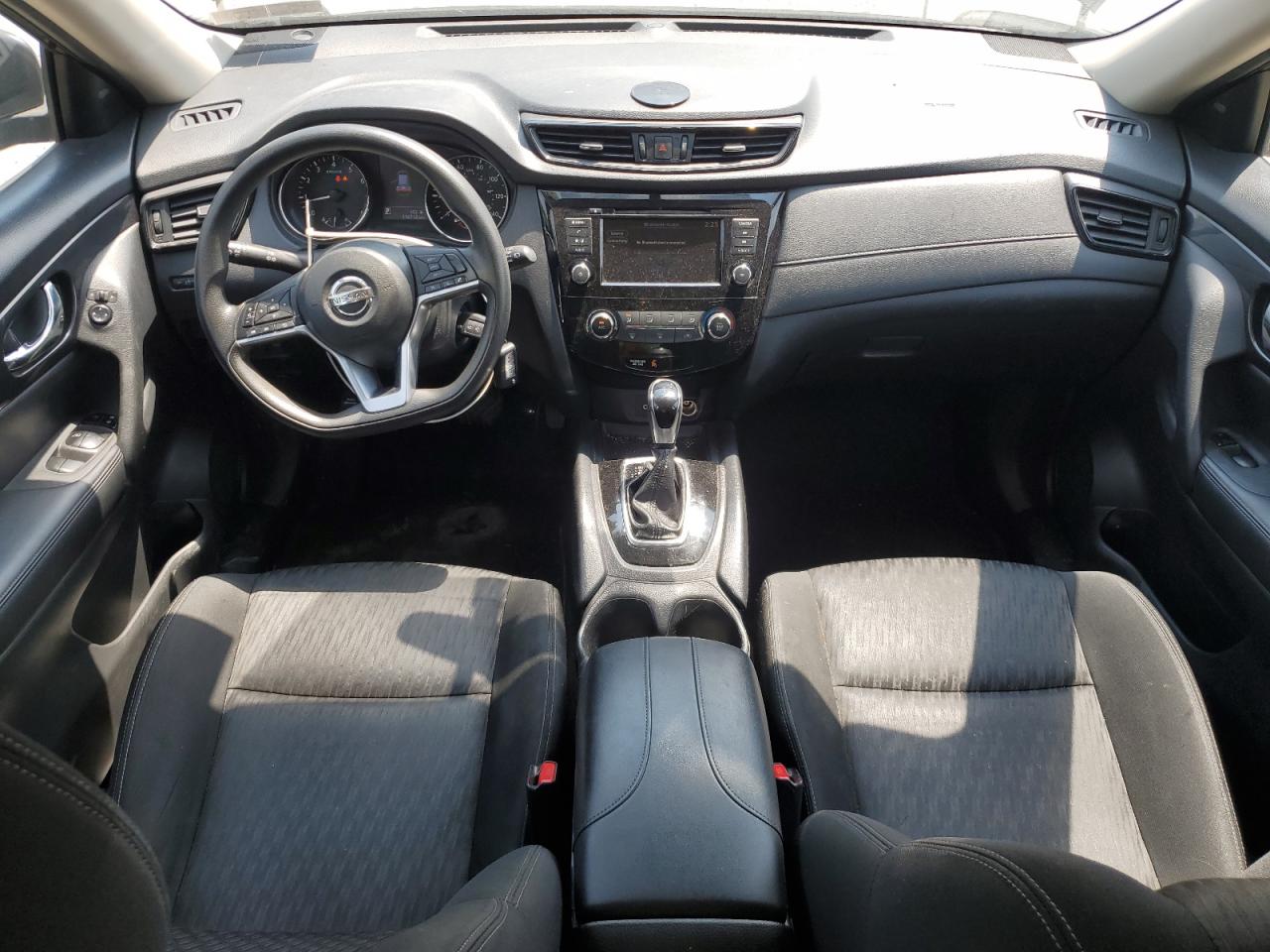 KNMAT2MV3JP514026 NISSAN ROGUE 2018