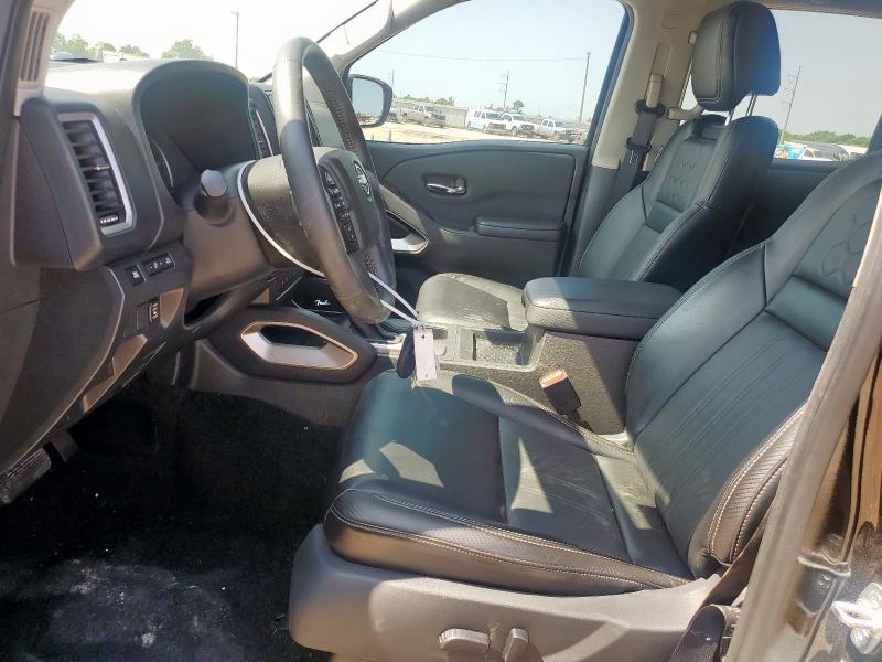  NISSAN FRONTIER 2024 Czarny