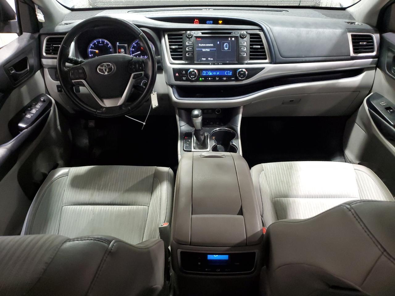 5TDBZRFH9HS421434 TOYOTA HIGHLANDER 2017