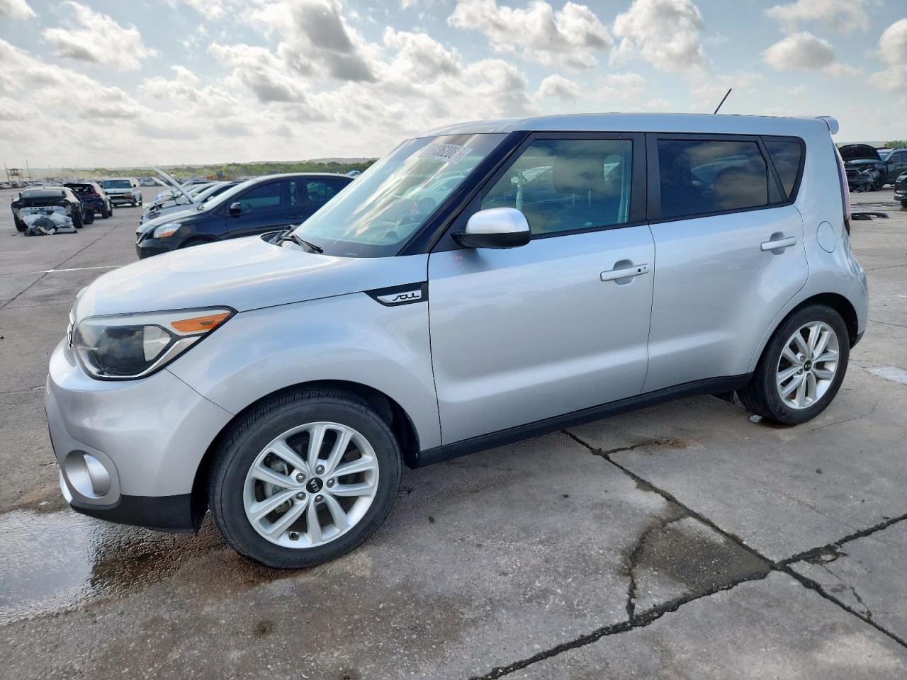 Grand Prairie, TX에서 판매 중인 2018 Kia Soul + - Hail