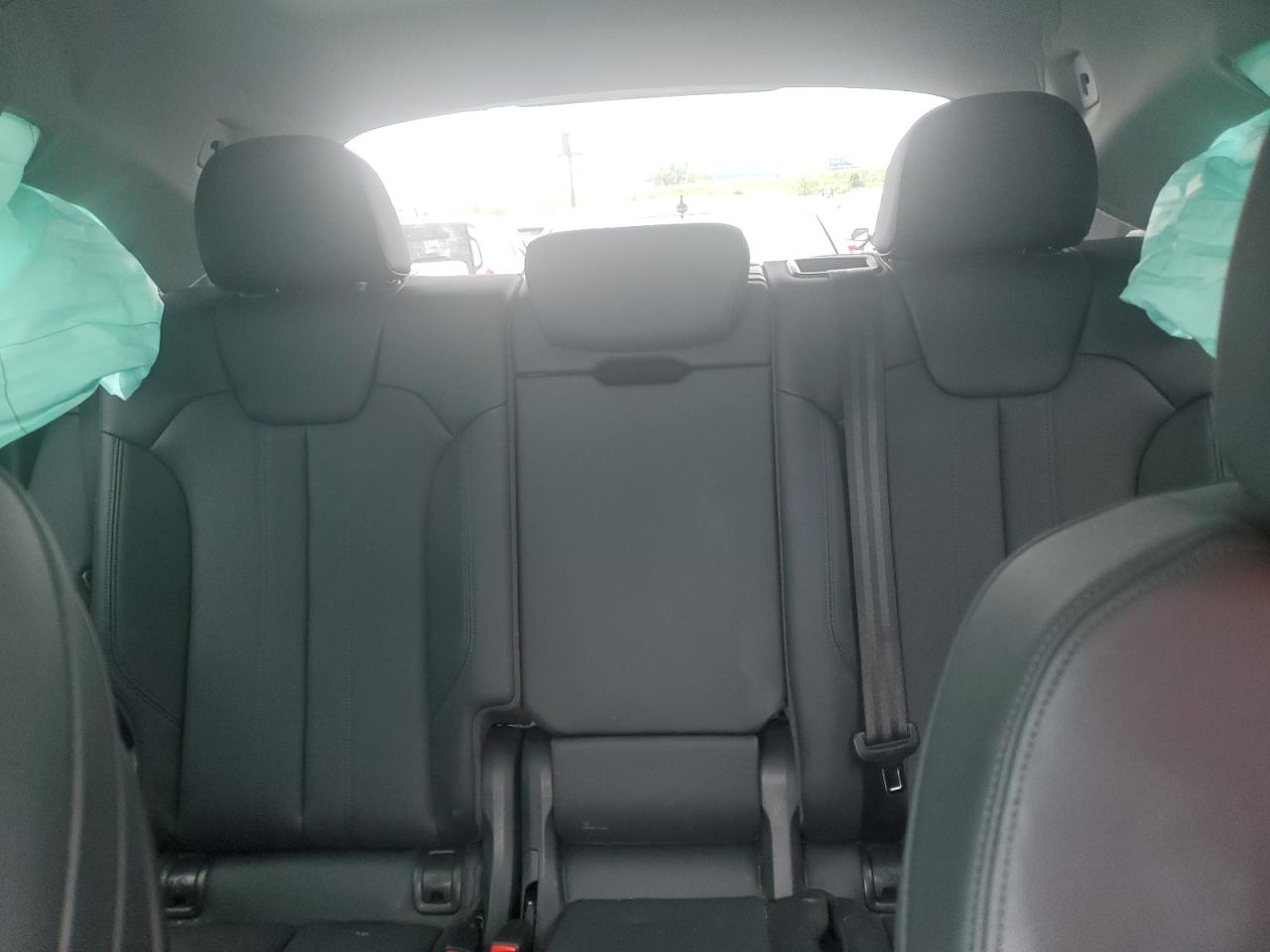 WA1CNAFY1K2127908 2019 Audi Q5 Prestige