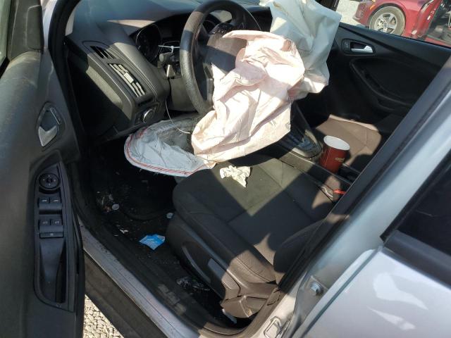  FORD FOCUS 2015 Srebrny