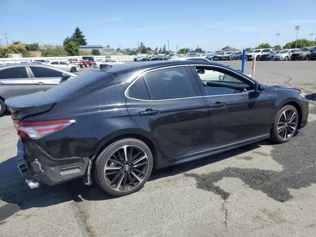  TOYOTA CAMRY 2018 Czarny