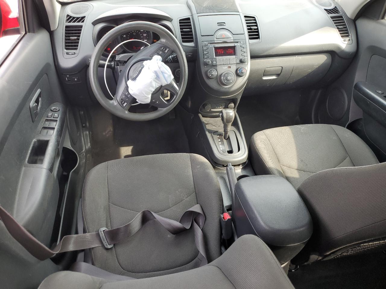 2010 Kia Soul + VIN: KNDJT2A2XA7042272 Lot: 60685385