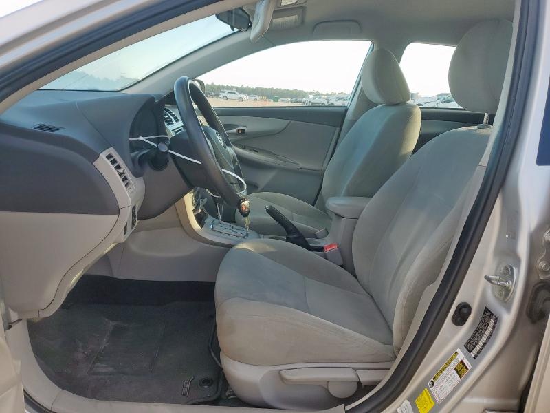  TOYOTA COROLLA 2013 Сріблястий