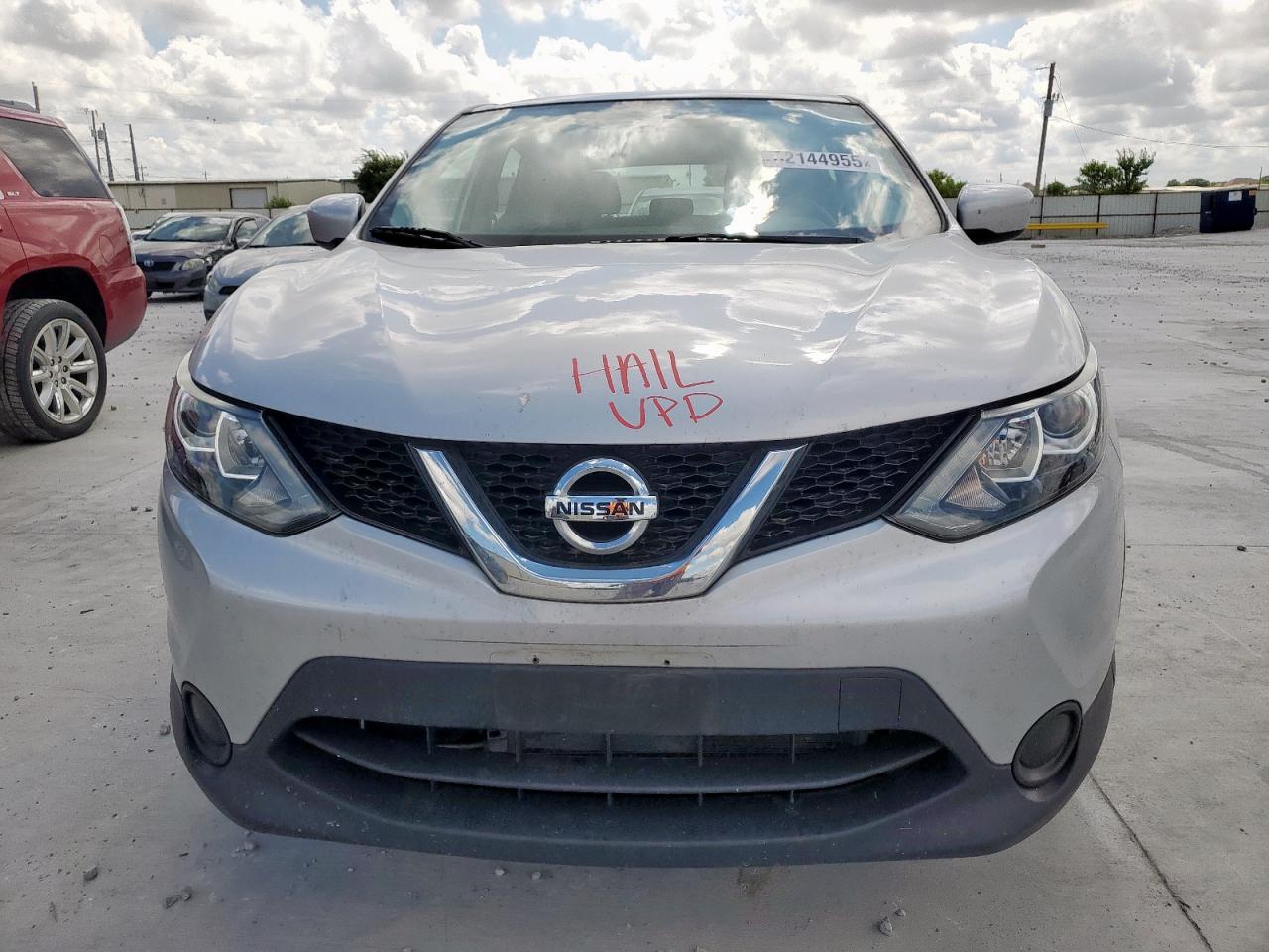 JN1BJ1CP2HW013266 NISSAN ROGUE 2017