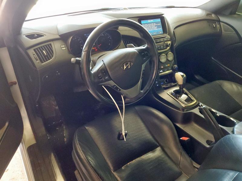  HYUNDAI GENESIS 2013 Silver