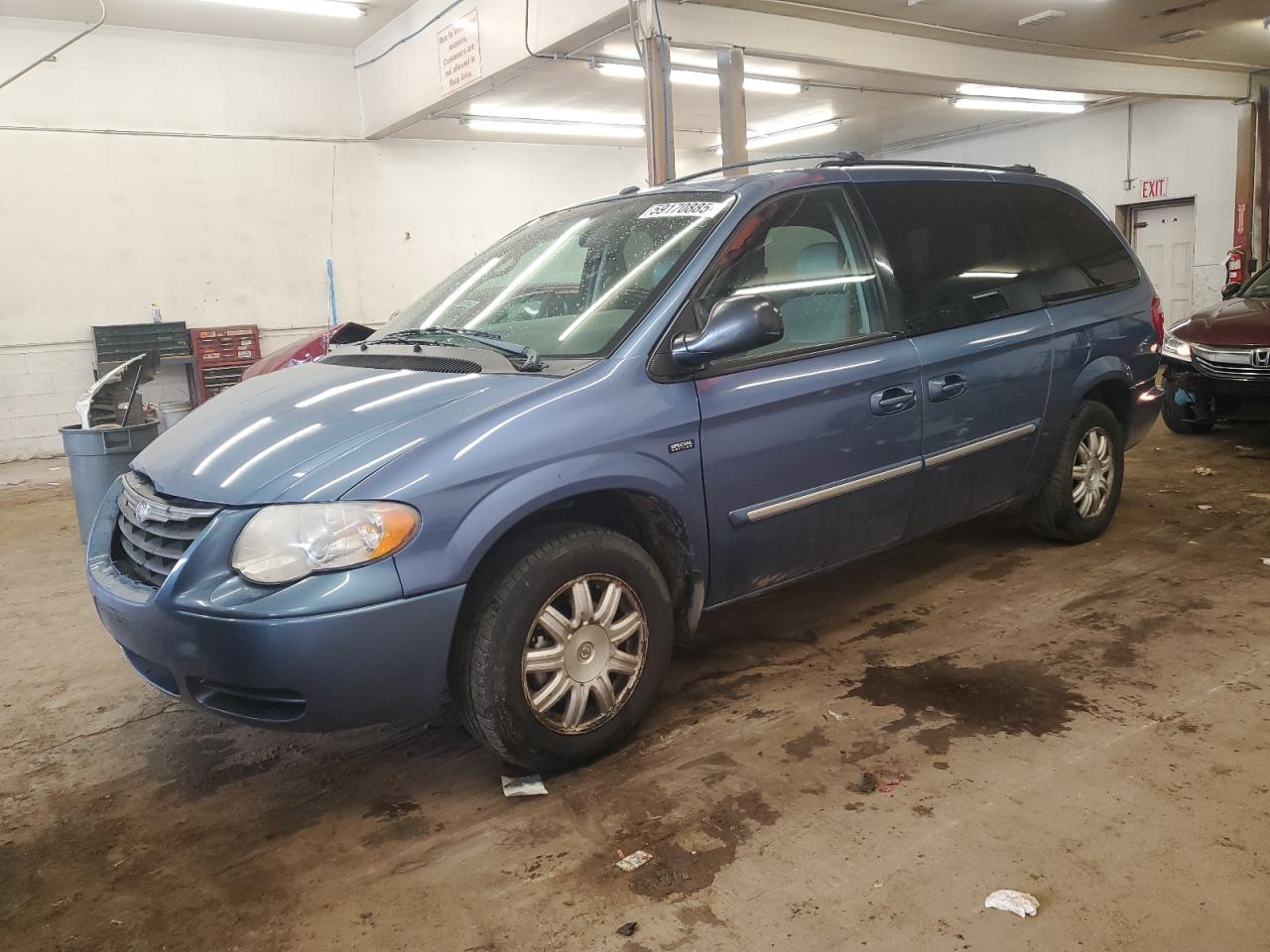 2007 Chrysler Town & Country Touring en Venta en Ham Lake, MN - Front End