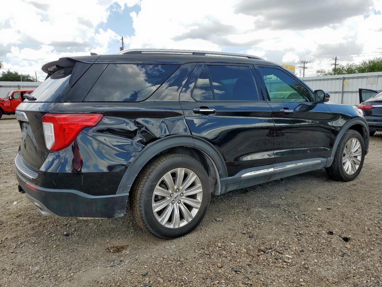 FORD EXPLORER 2023 VIN 1FMSK7FHXPGA29155 фото 3
