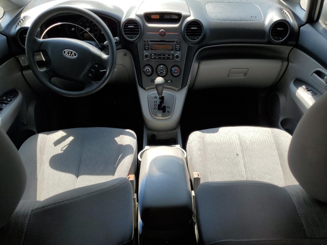 2008 Kia Rondo Base VIN: KNAFG525187175286 Lot: 60478555