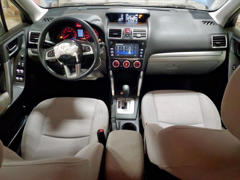  SUBARU FORESTER 2017 Granatowy