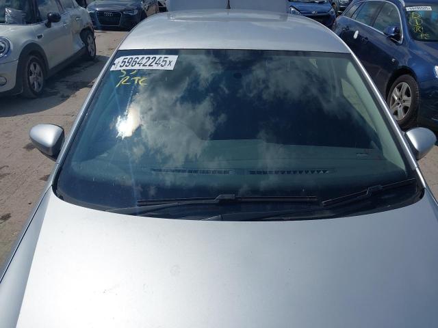 2011 VOLKSWAGEN POLO SE 85