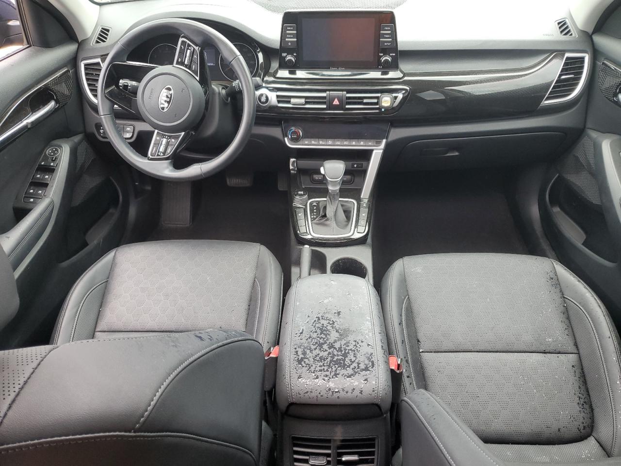 KIA SELTOS 2021 VIN KNDERCAA2M7218040 фото 8