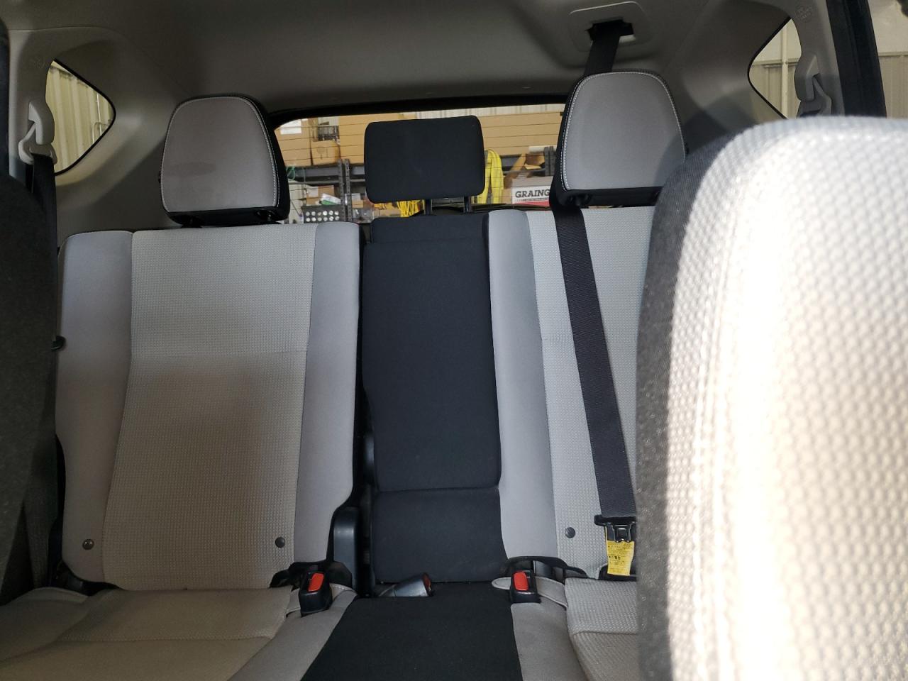 2017 Toyota Rav4 Xle VIN: JTMRFREV8HJ114137 Lot: 61826655