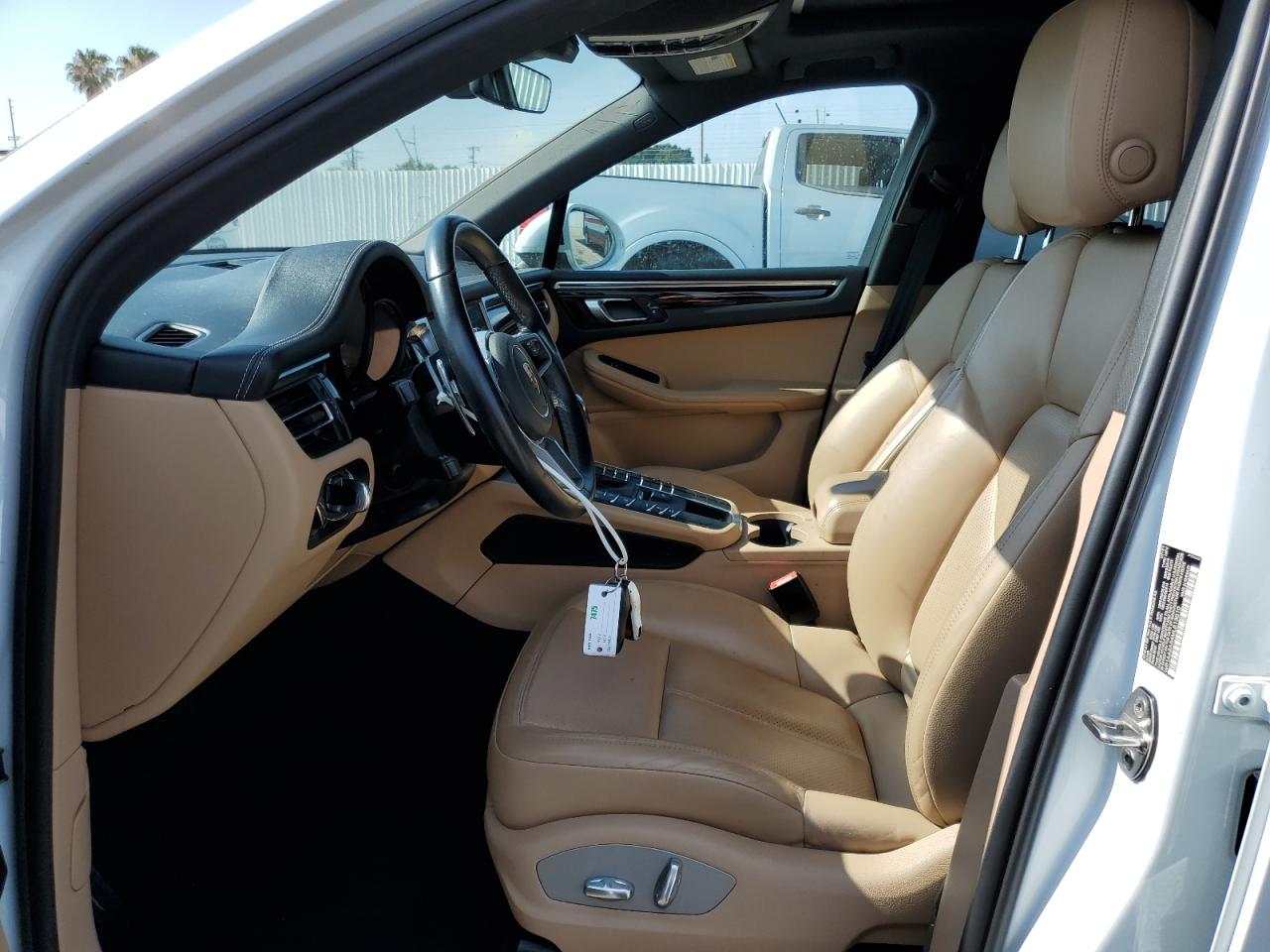 2021 Porsche Macan VIN: WP1AA2A54MLB13010 Lot: 61052585