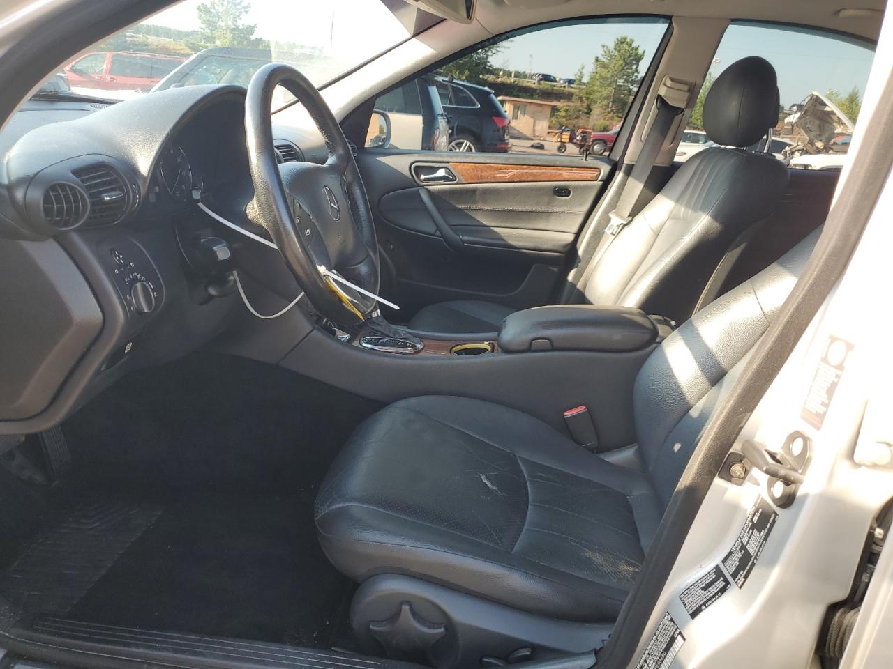 WDBRF81J45F690480 2005 Mercedes-Benz C 240 4Matic