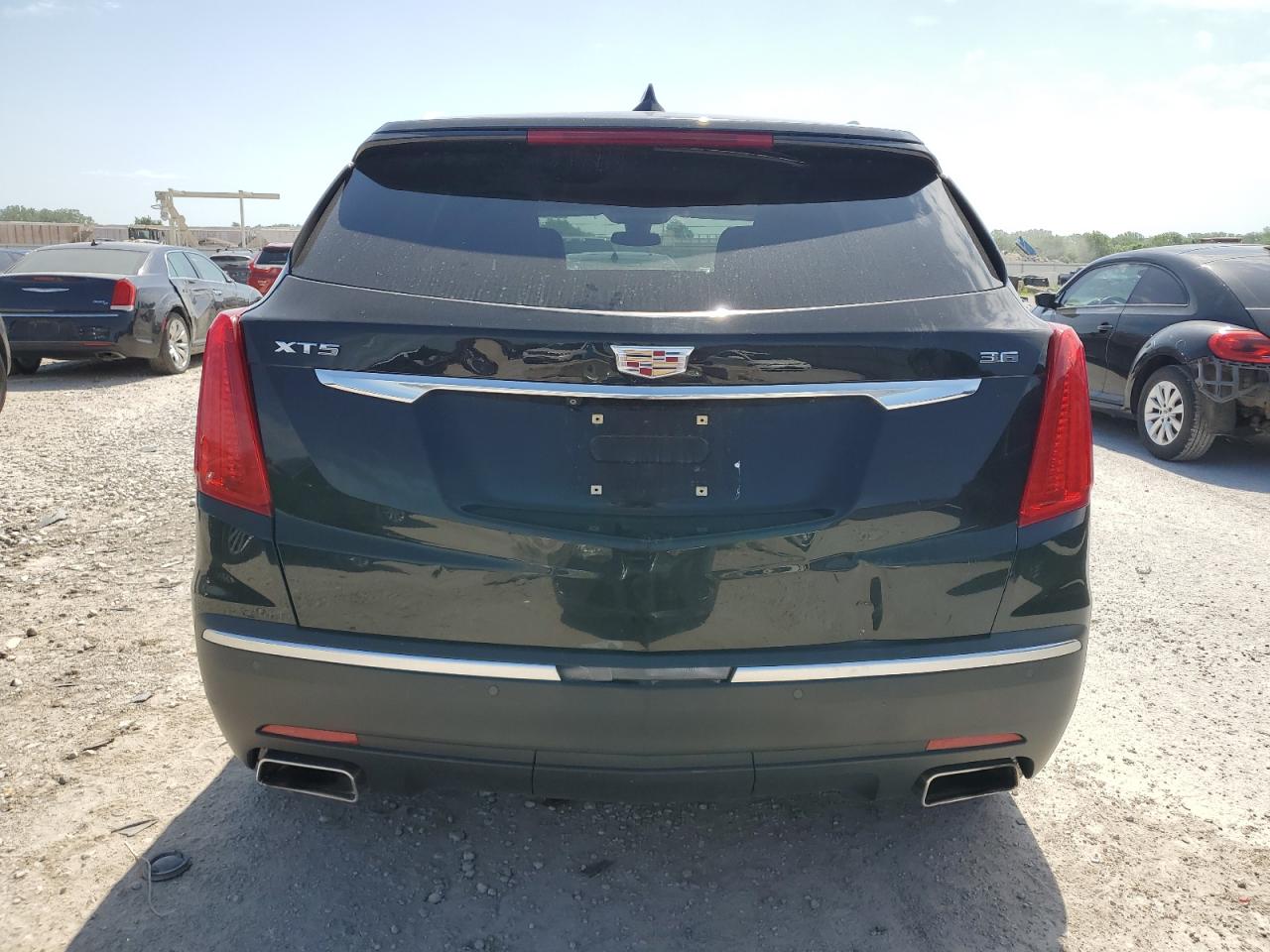 2017 Cadillac Xt5 Luxury VIN: 1GYKNBRSXHZ122778 Lot: 62125555