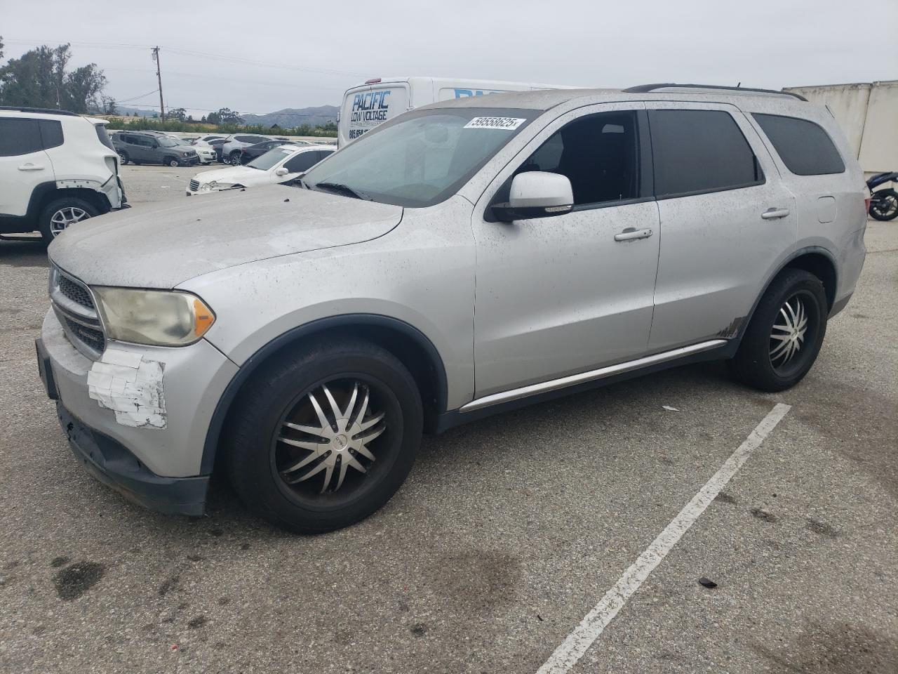 2011 Dodge Durango Crew იყიდება Van Nuys-ში, CA - Front End