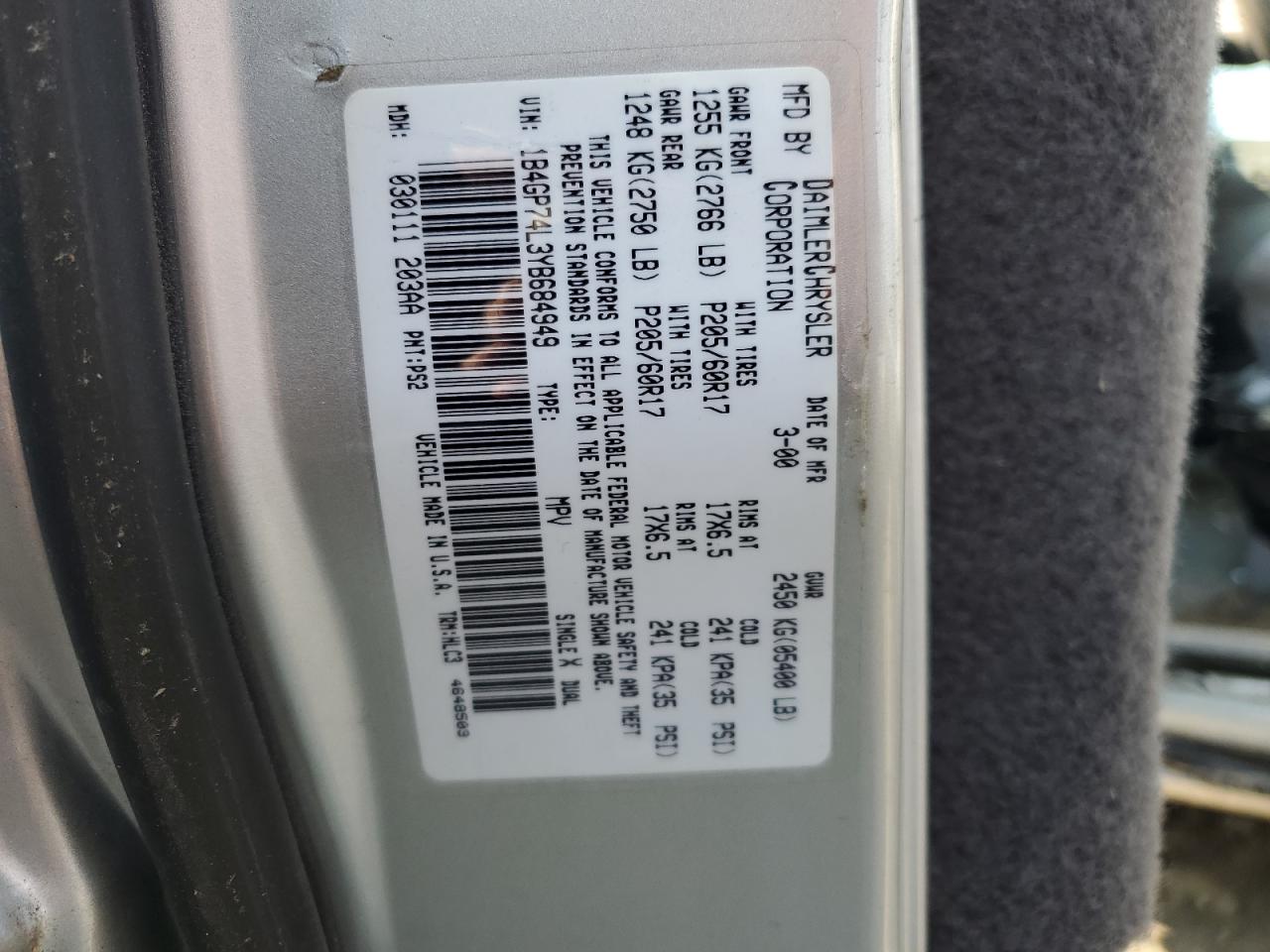 2000 Dodge Grand Caravan Es VIN: 1B4GP74L3YB684949 Lot: 97647555