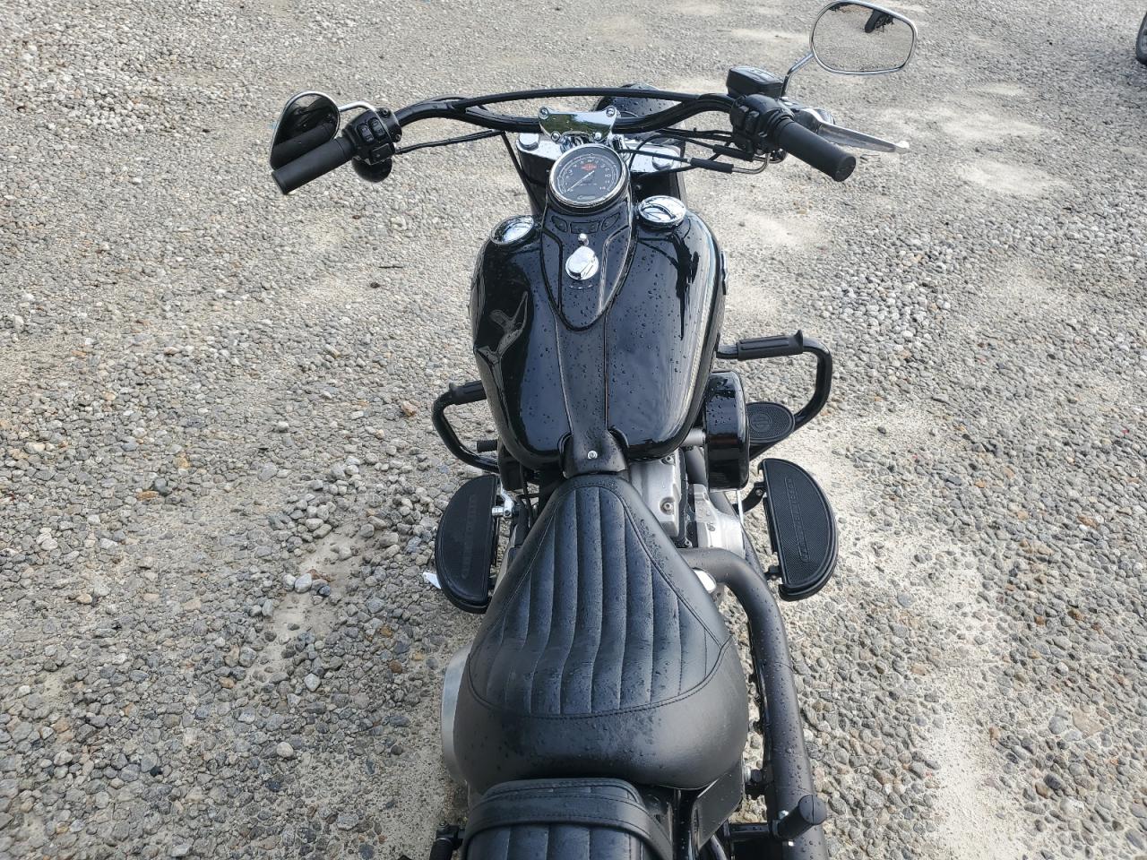 2015 Harley-Davidson Fls Softail Slim VIN: 1HD1JRV16FB026055 Lot: 62301555