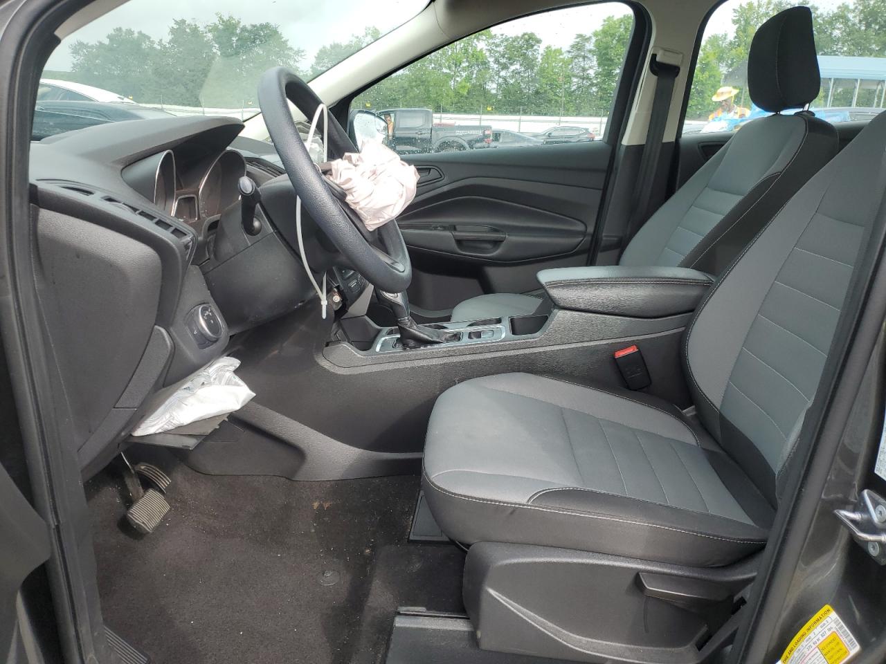 1FMCU0F71JUA48229 FORD ESCAPE 2018
