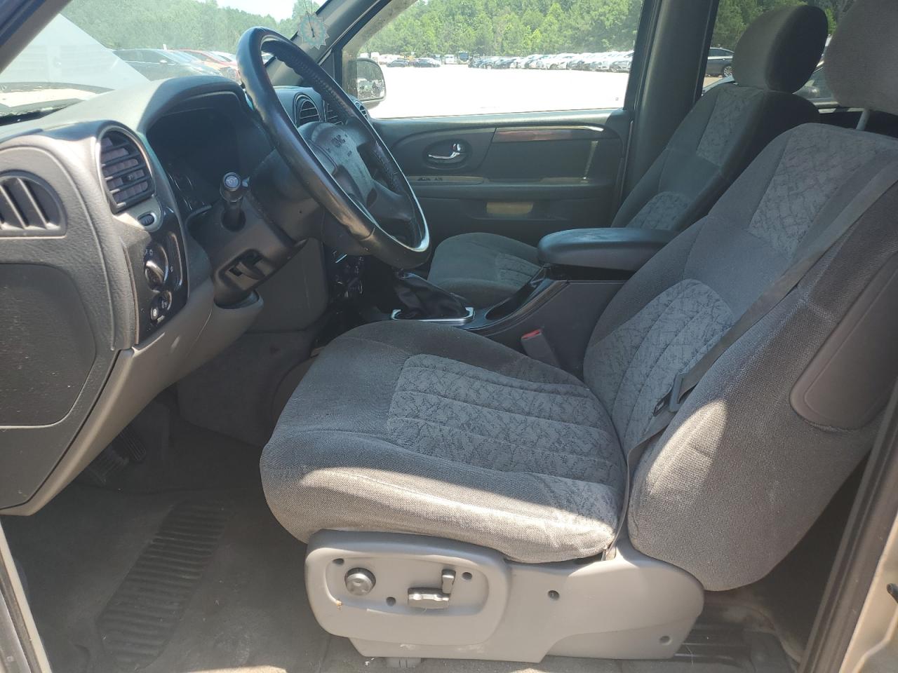 2002 GMC Envoy VIN: 1GKDT13S422322373 Lot: 61836335