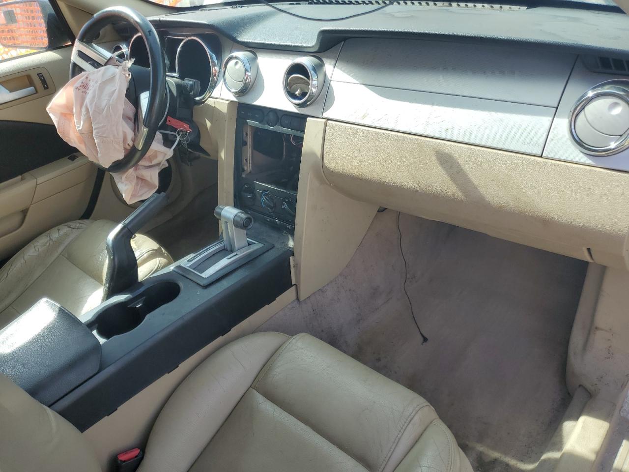 FORD ALL Models 2006 VIN 1ZVFT80N965136390 zdjęcie 8