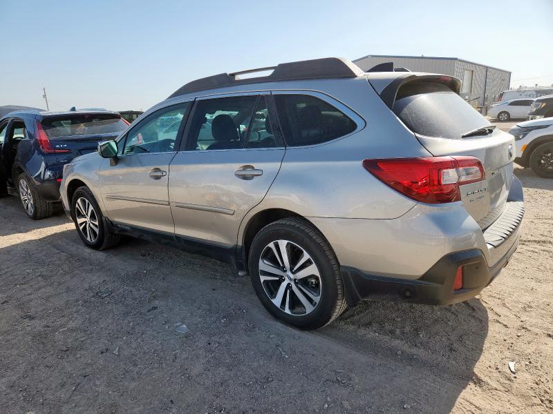  SUBARU OUTBACK 2018 Золотой